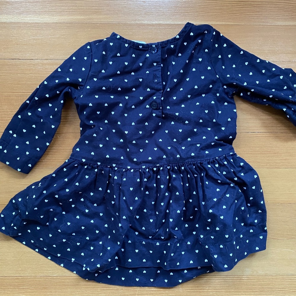 EUC gap dress with heart print, 12-18m